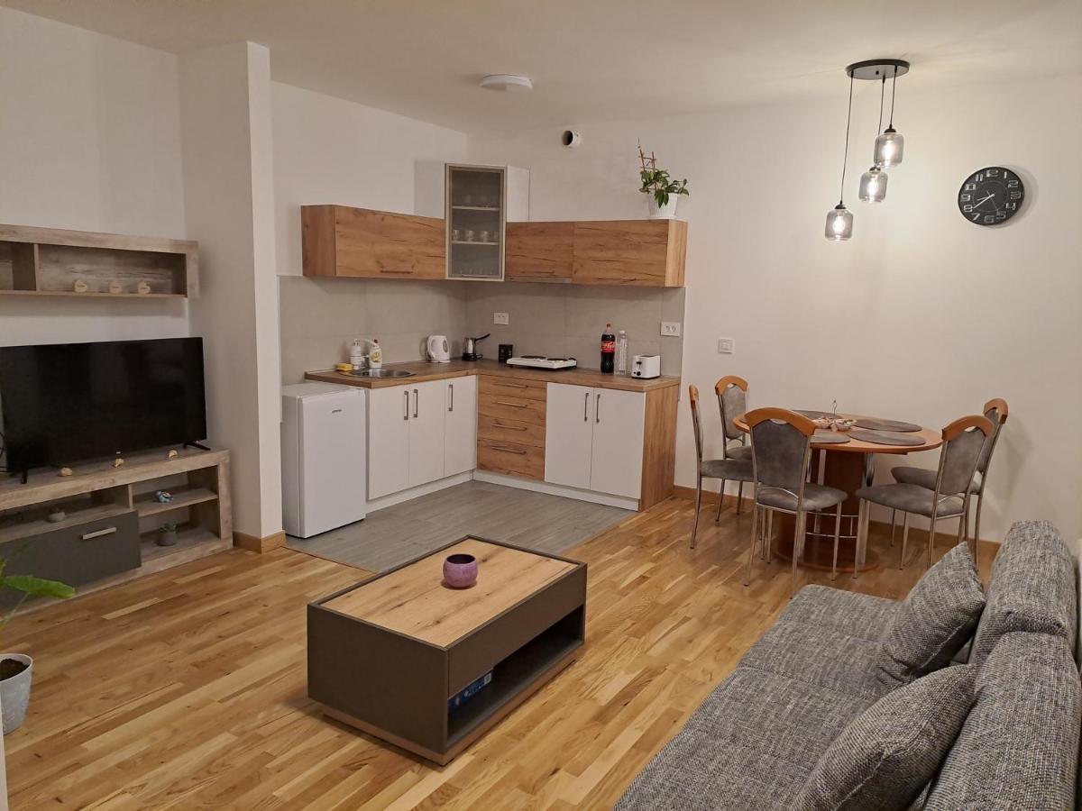 Das Apartman Subotica Esterno foto