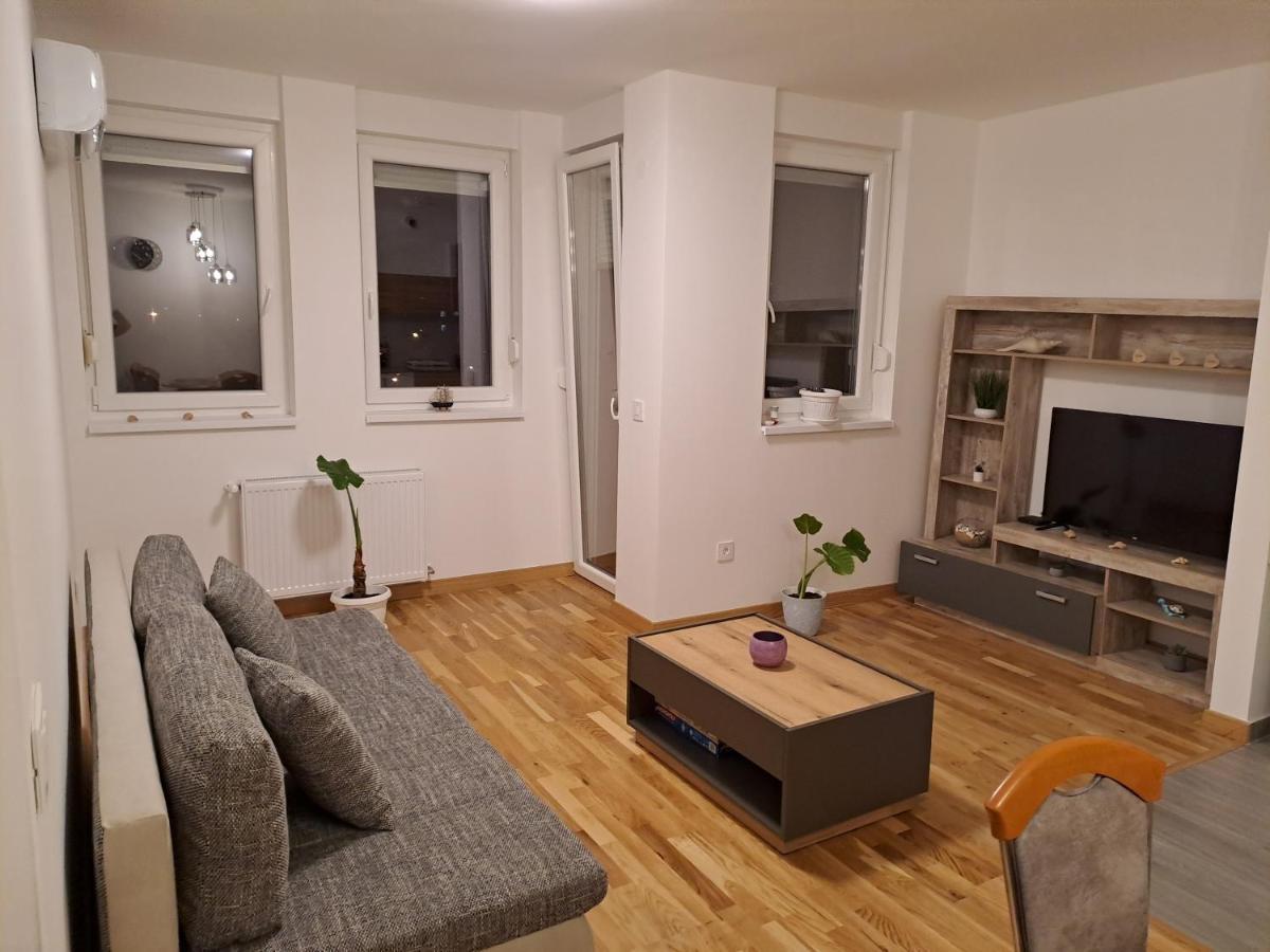 Das Apartman Subotica Esterno foto